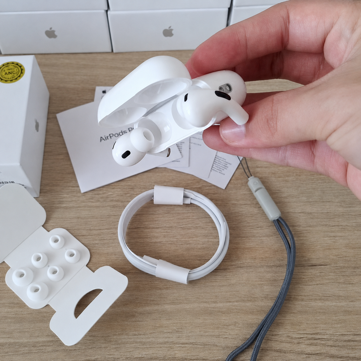 ÚLTIMO DÍA DE OFERTA✅AirPods PRO 2 ANC® ALTA GAMA | Funda + Layard +Spotify Gratis (Copia)
